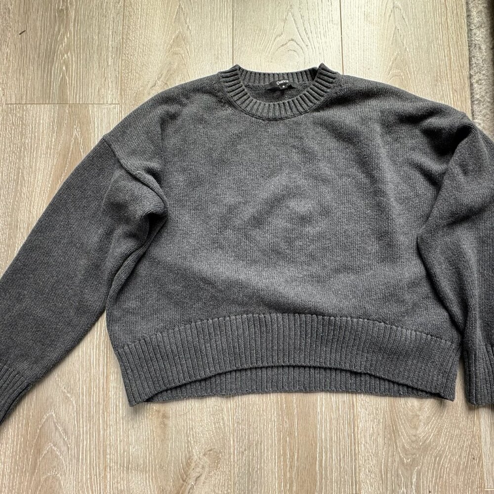 Quince 100% Organic Cotton Boyfriend Crew Size Small